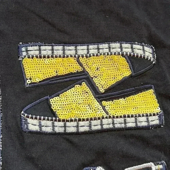 MARGITTES | Black t-shirt with  embroidered shoes - Picture 4 of 8